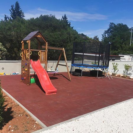 Appartement Casa Matea - 90 M From The Sea, New Private Swimming Pool à Pula Extérieur photo